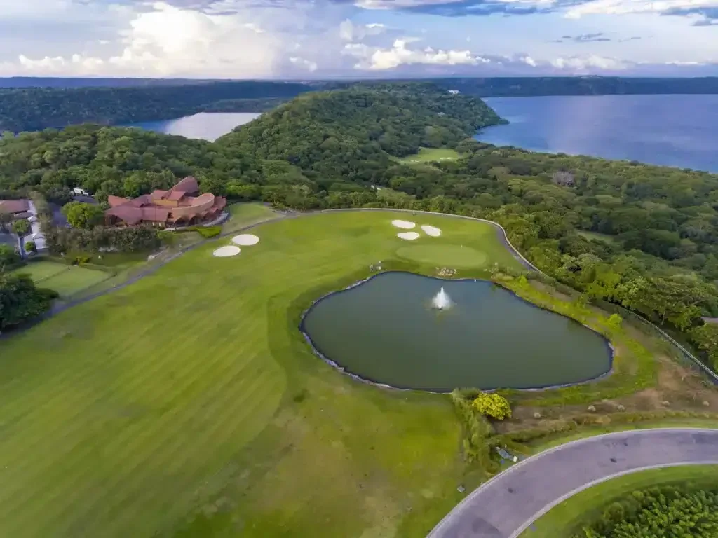 Península de Papagayo y su marina en Guanacaste, Costa Rica